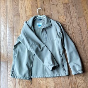 Columbia mens jacket (L)